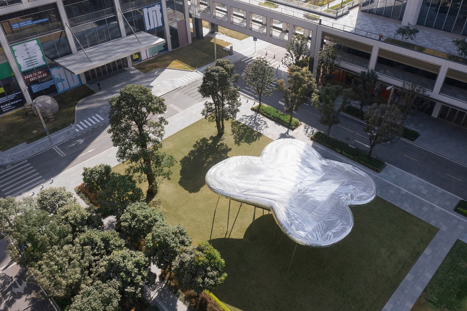 Qianhai Superposition Back to Future Cloud 10 The Shed on the Lawn studio 10