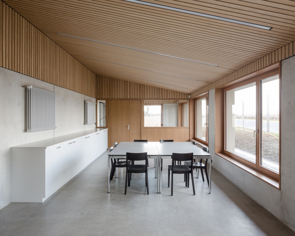 foyer astural chevrens education center by lacroix chessex