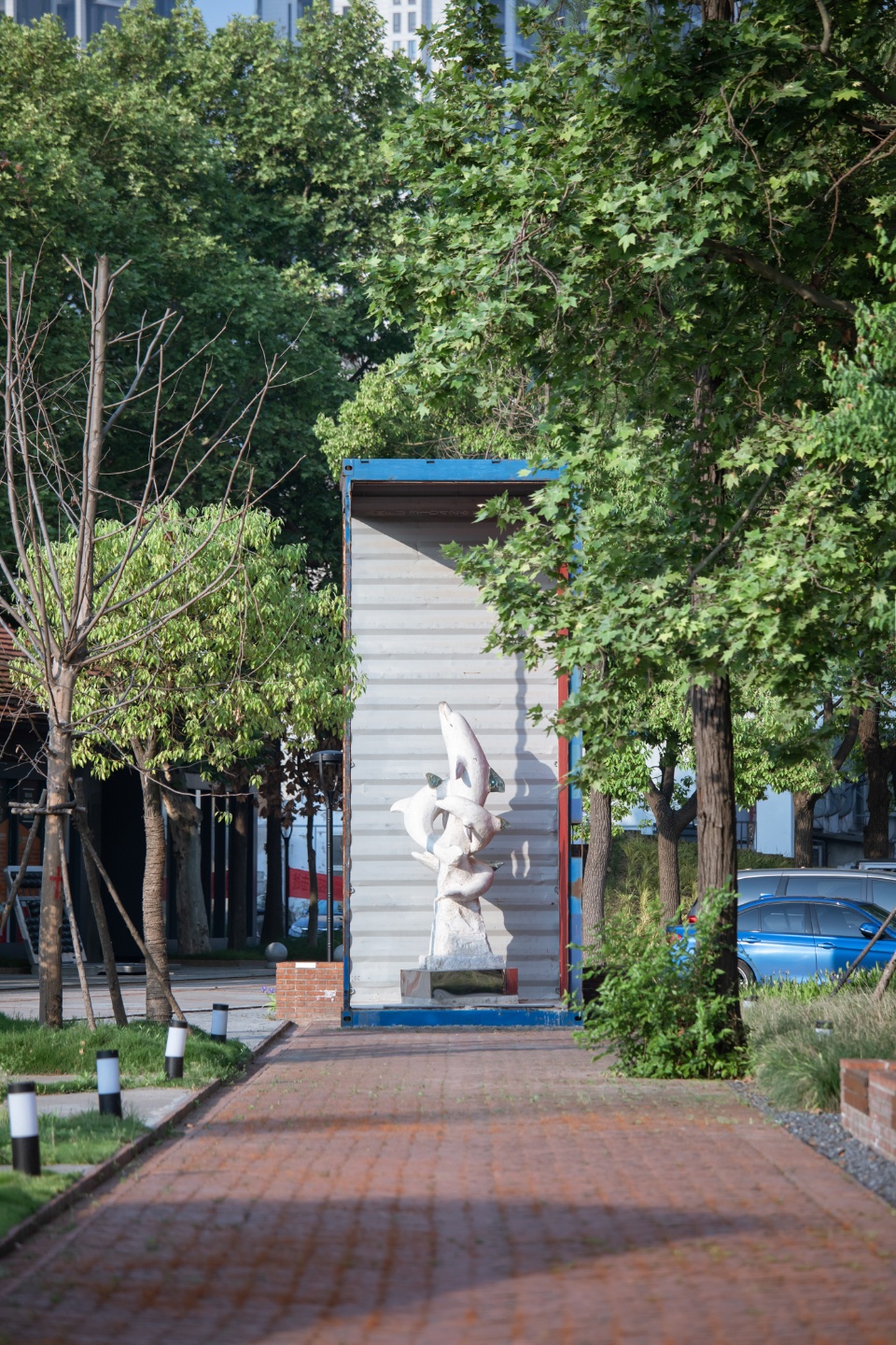 landscape reconstruction of wuhan liangyou red town culture and art community by uao