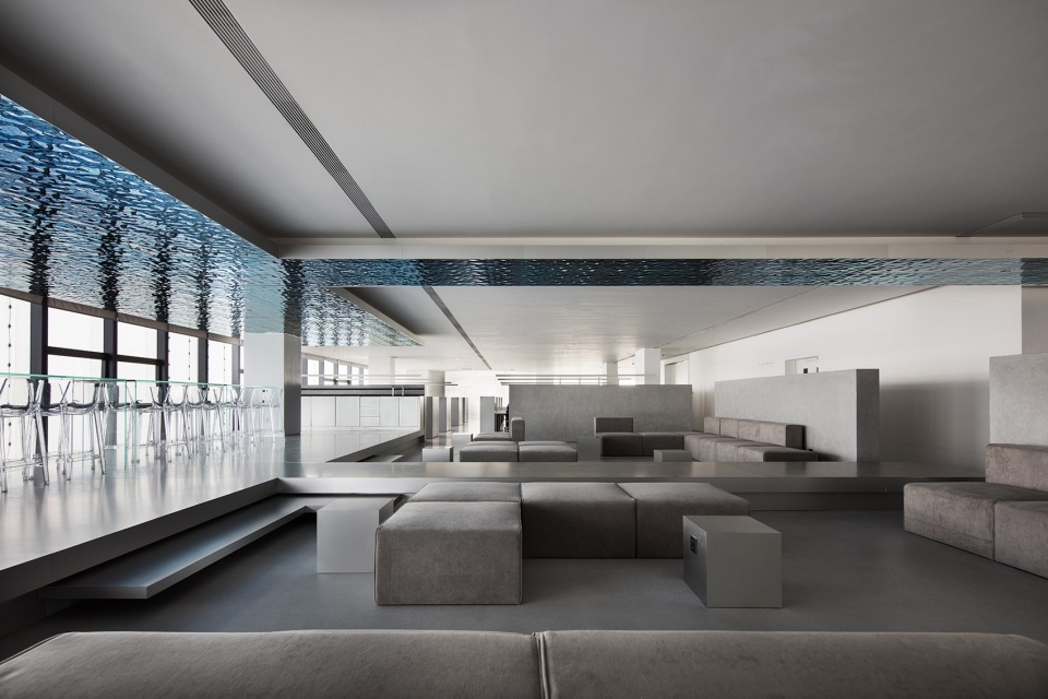 LeTui office space China by Benmo Benni Space Design Co Ltd