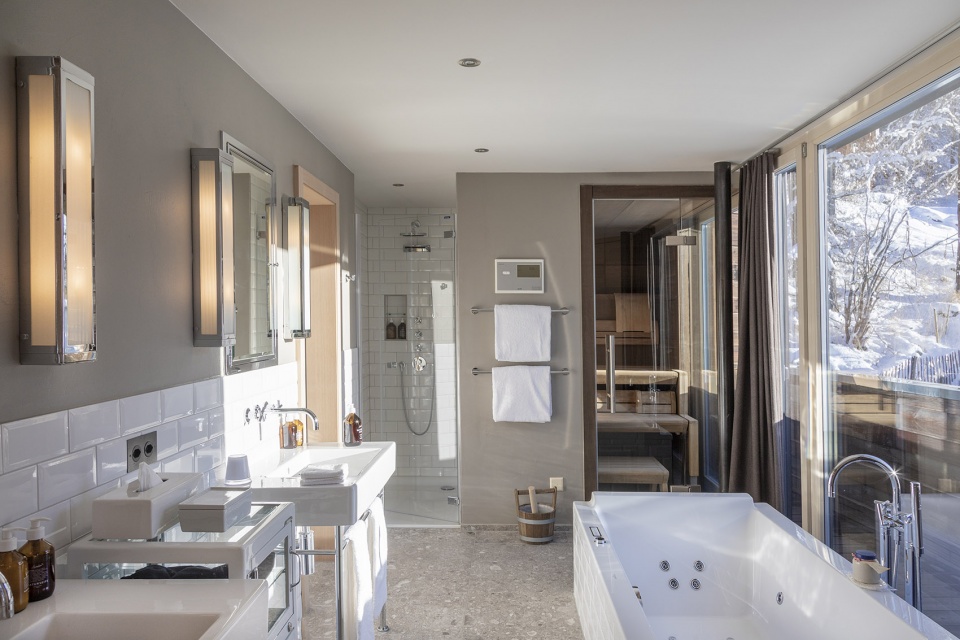 Zermatt s Cervo Mountain Resort by Dreimeta design studio