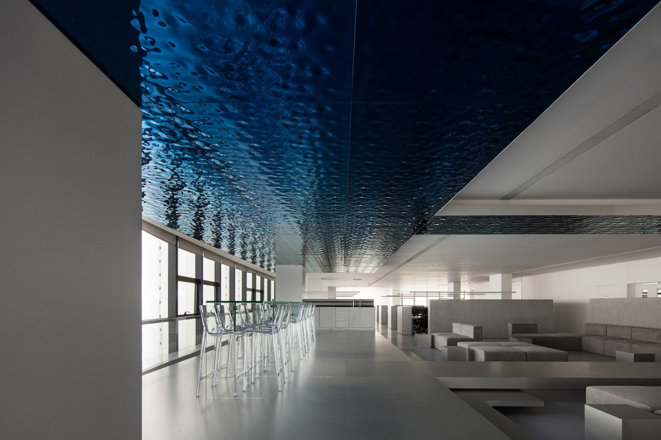 LeTui office space China by Benmo Benni Space Design Co Ltd