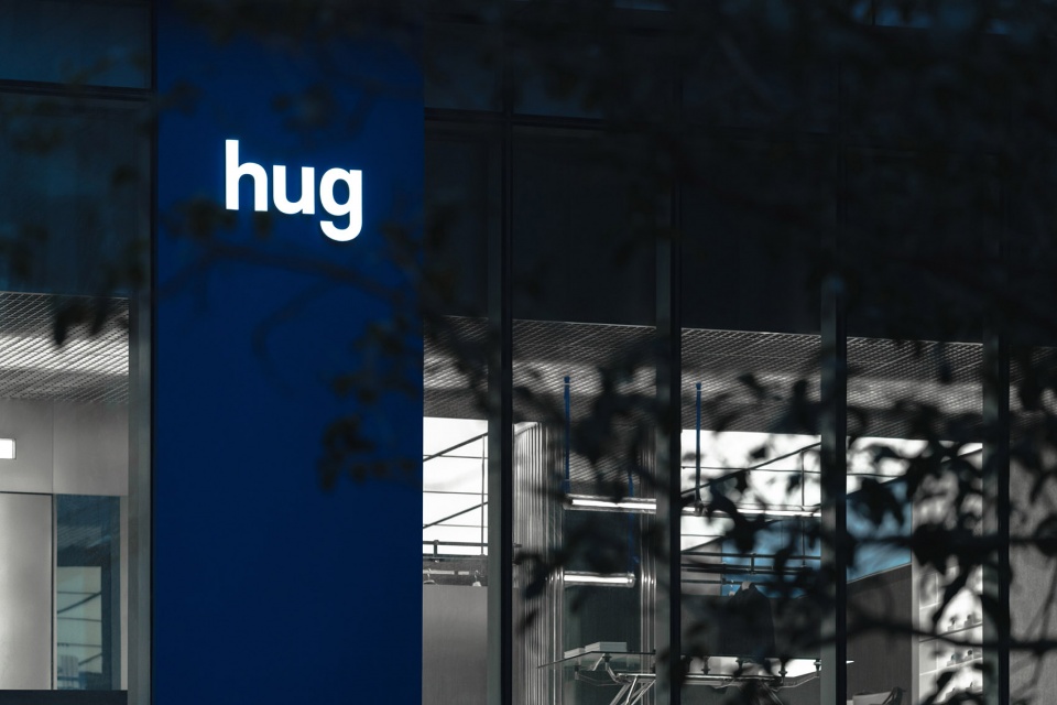 hug x uma wang china by atmosphere