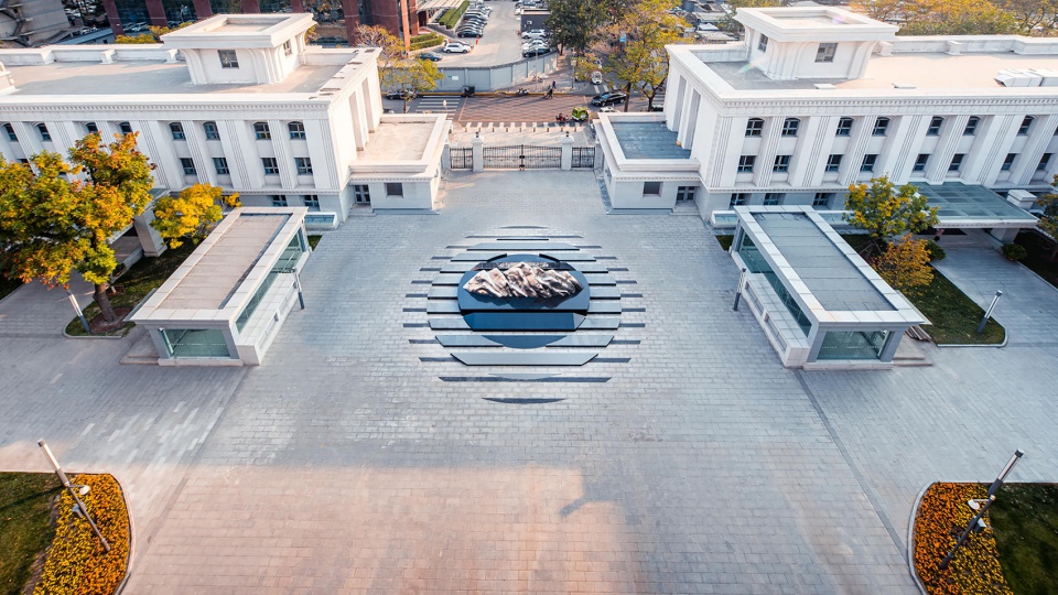 peking academy high school installation by zomozomo