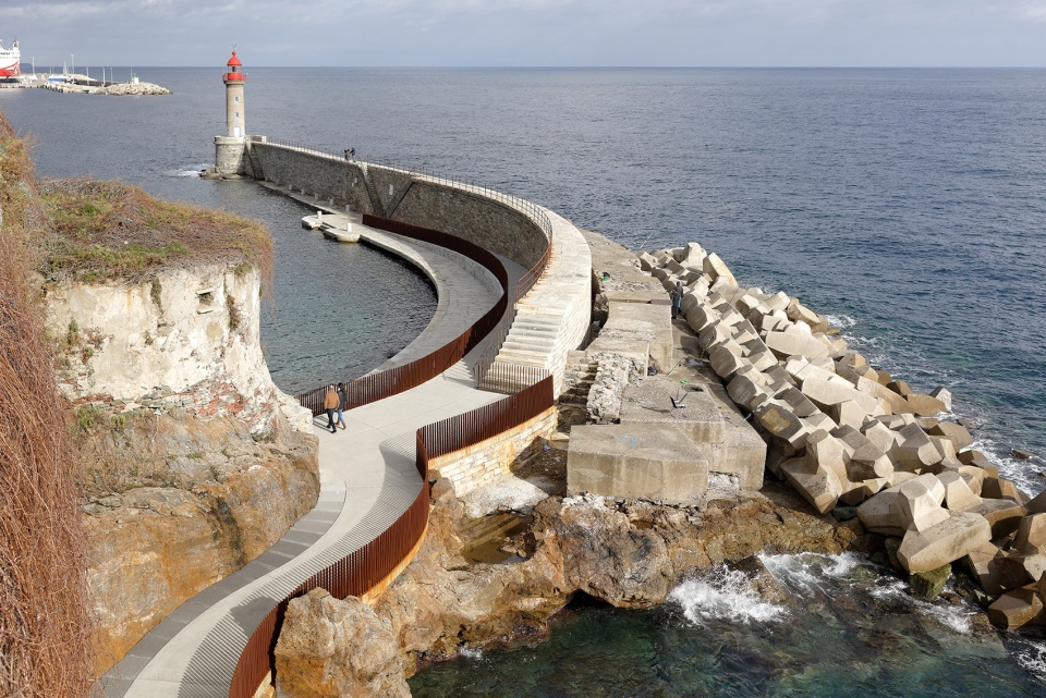 Walkway Aldilonda around the Citadel of Bastia by Dietmar Feichtinger