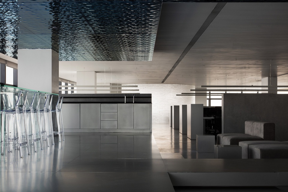 LeTui office space China by Benmo Benni Space Design Co Ltd
