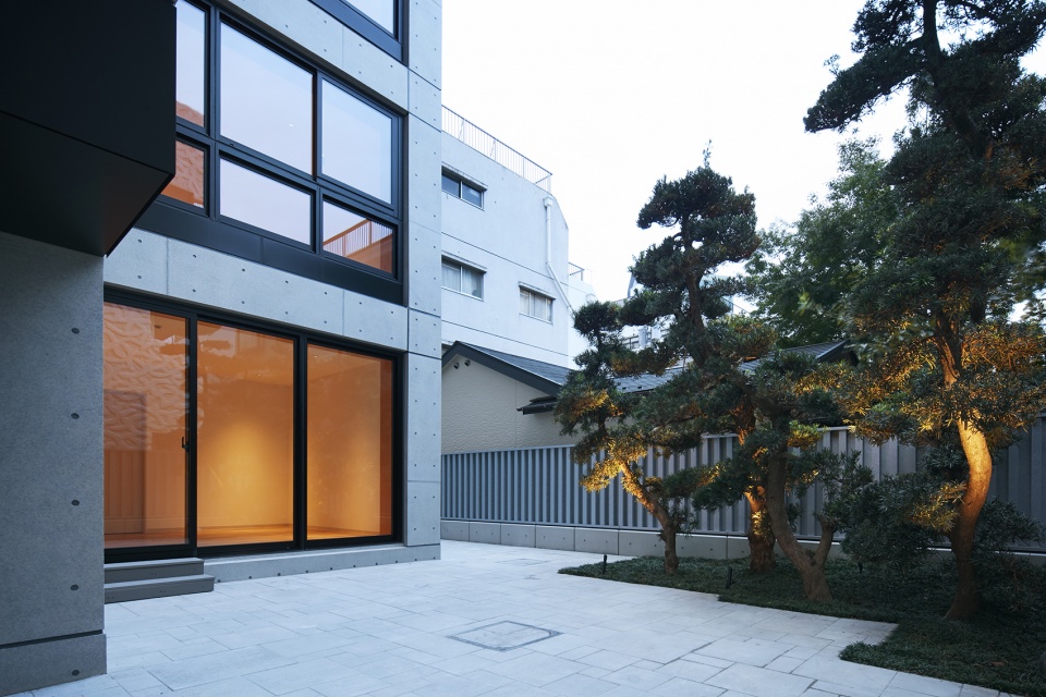 kita aoyama apartments by conran and partners