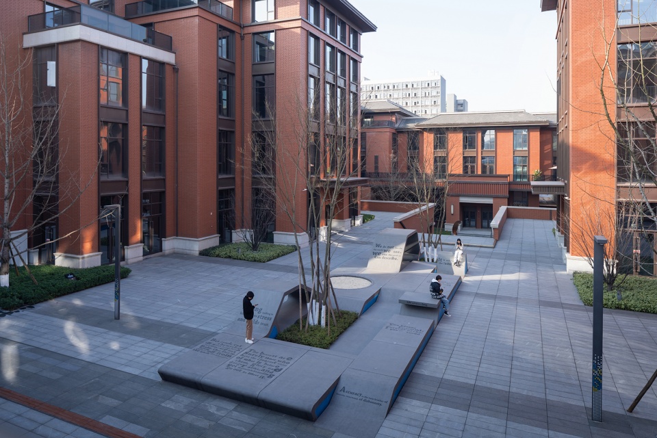 landscape of chongqing zhongrui industrial park by wtd