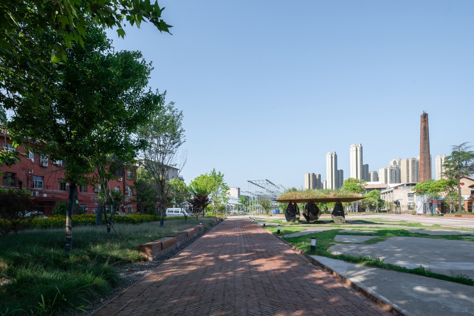 landscape reconstruction of wuhan liangyou red town culture and art community by uao