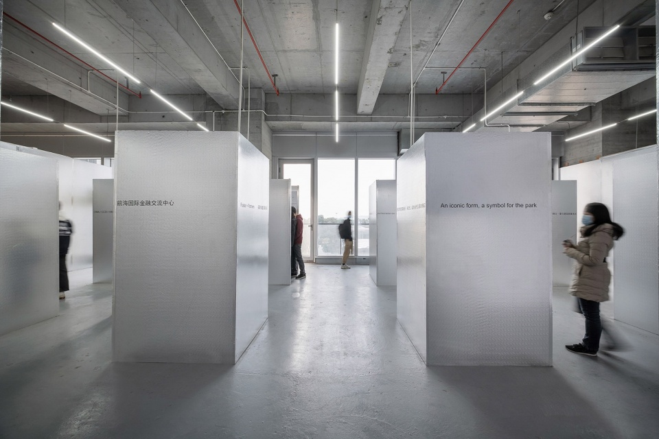 Qianhai Superposition Back to Future Cloud 10 The Shed on the Lawn studio 10