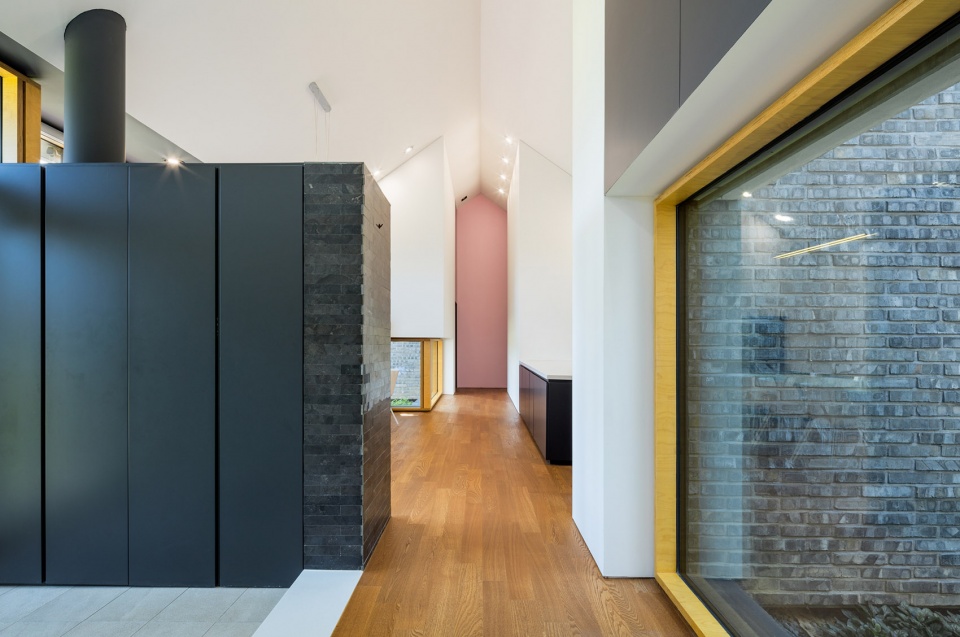 DIASPORA by L EAU design