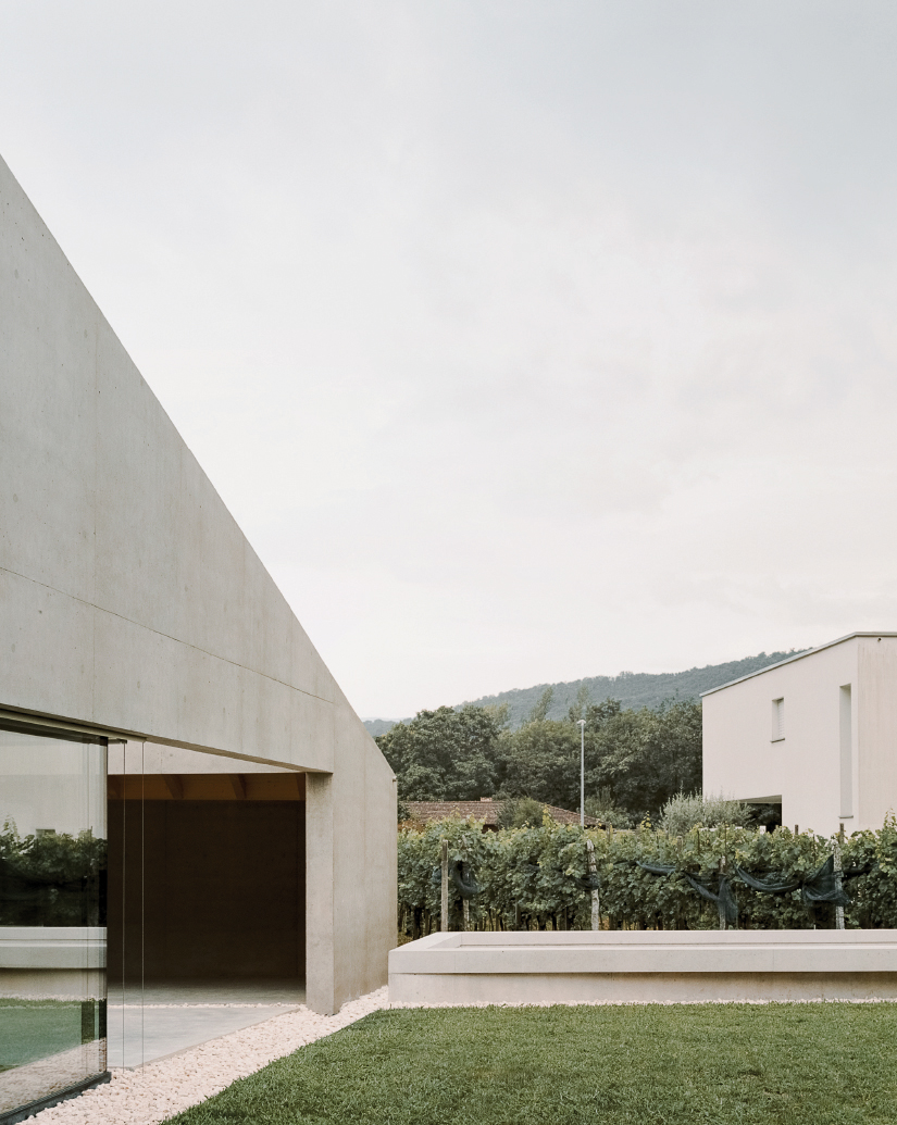 pyramid house by df dc