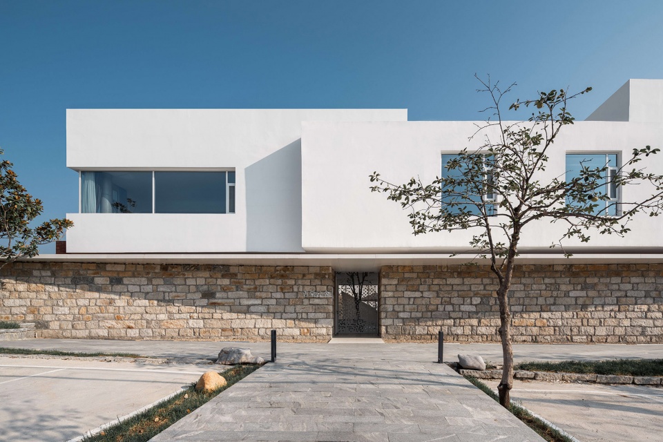 Yimeng Cloud House China by Greyspace Architects