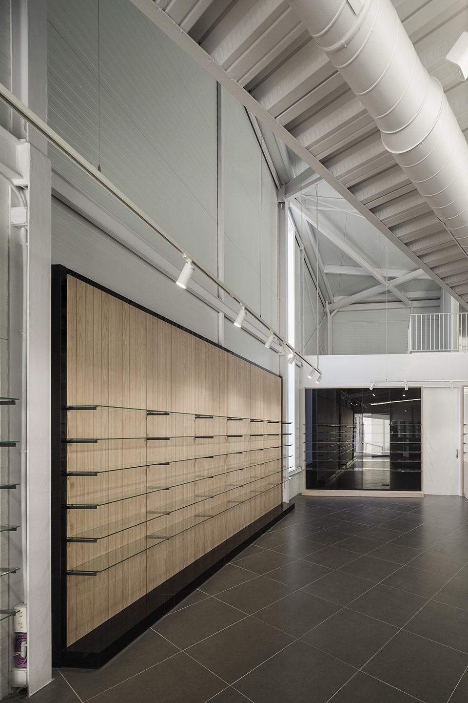 pharmacy 58 in cordoba by estudio de arquitectura javier terrados