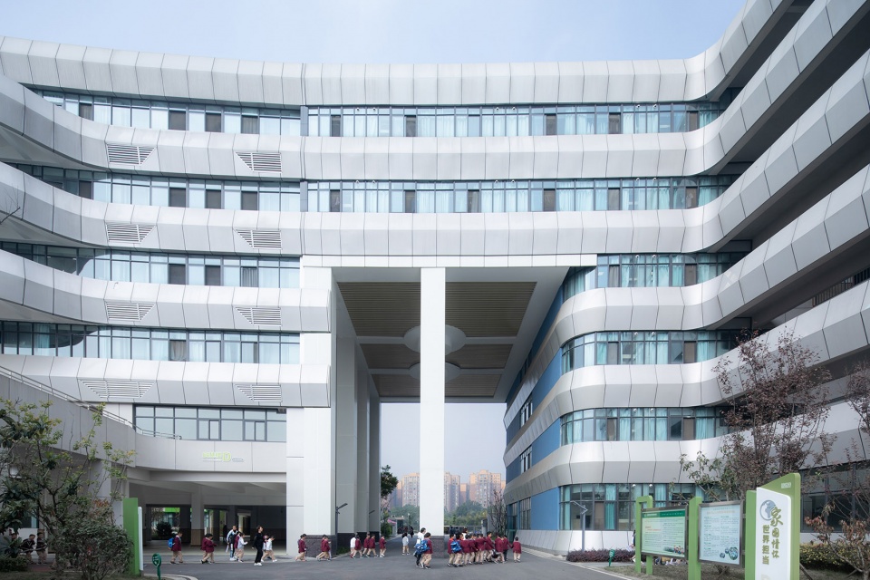 chengdu dongchen foreign languages school china by szad