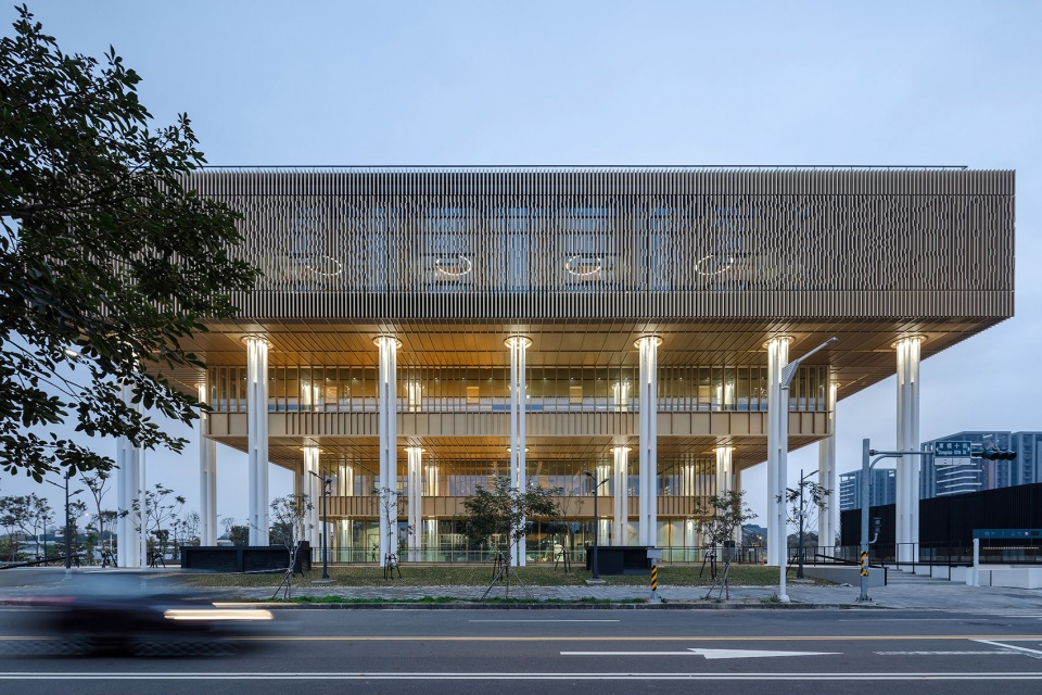 tainan public library by mecanoo mayu architects