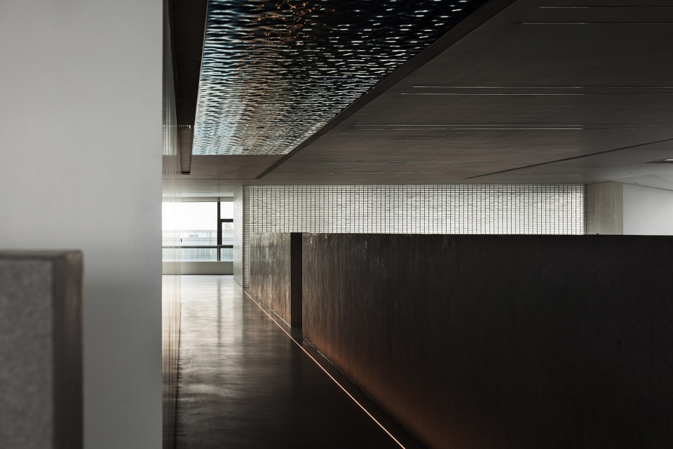 LeTui office space China by Benmo Benni Space Design Co Ltd