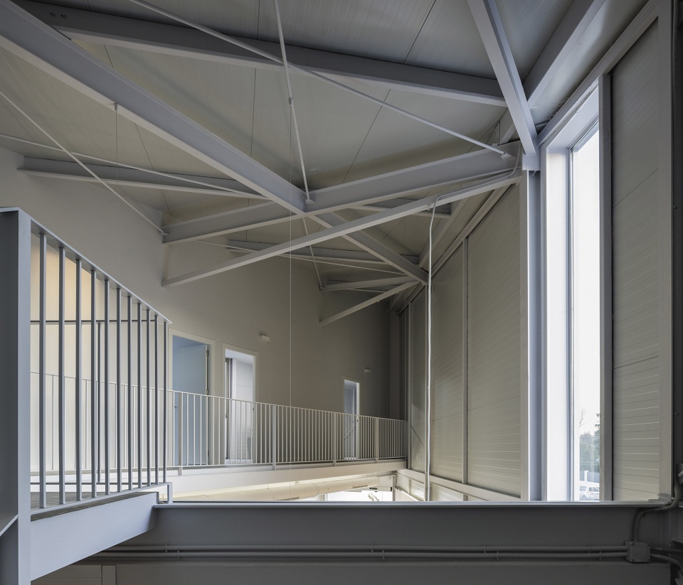 pharmacy 58 in cordoba by estudio de arquitectura javier terrados