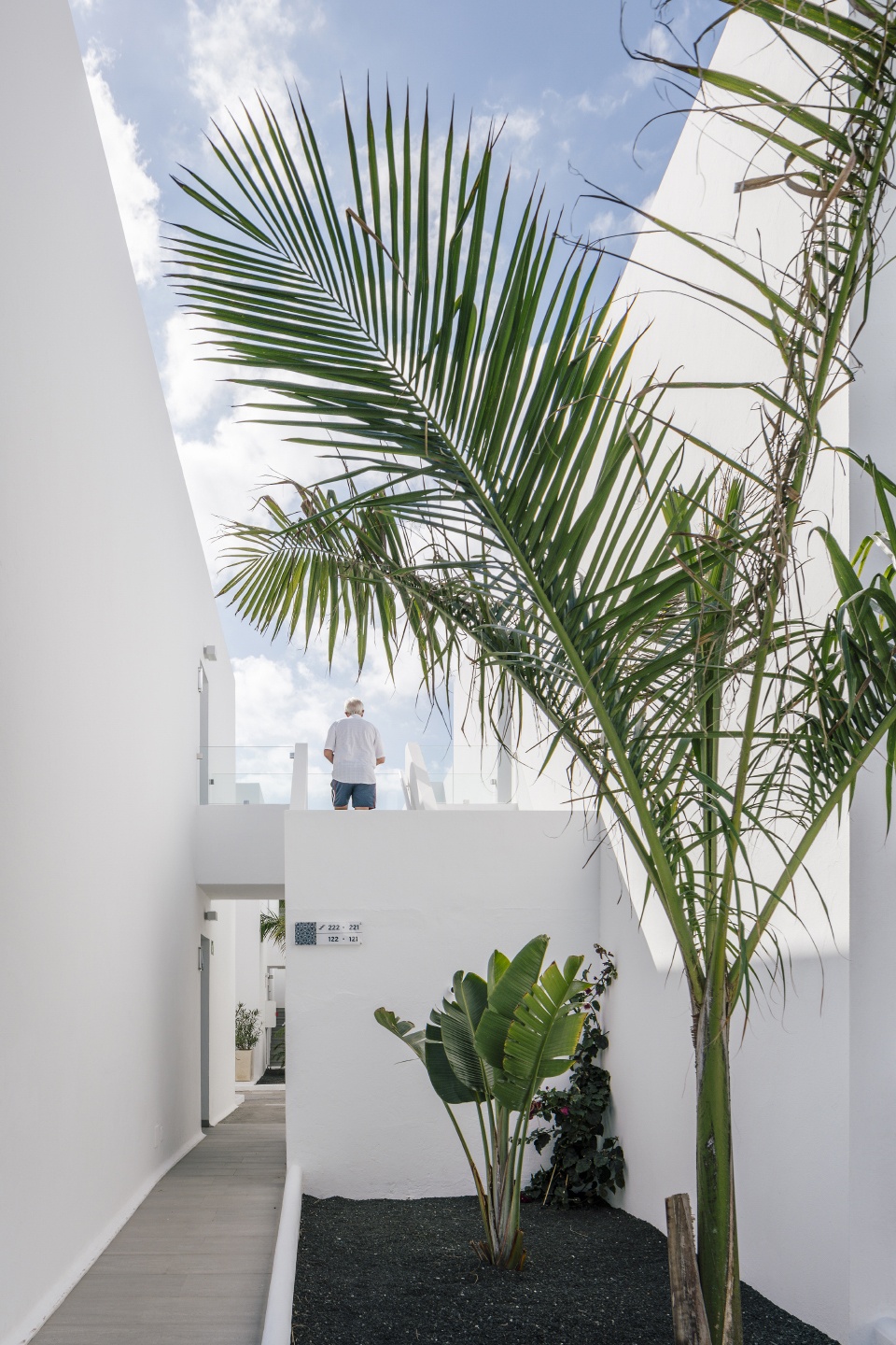 oasis lanz hotel by zooco estudio 1
