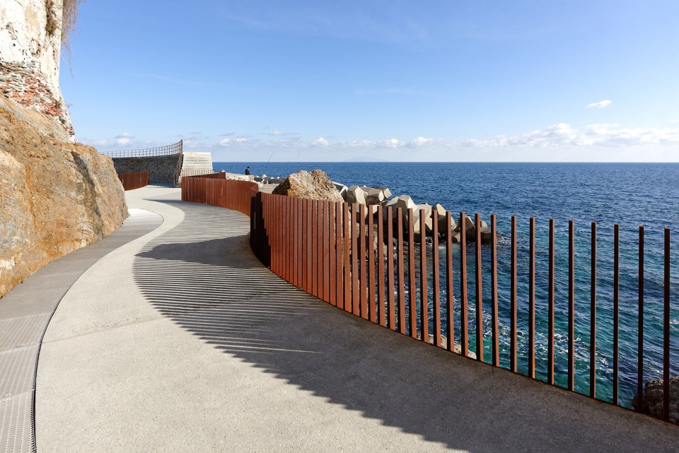 Walkway Aldilonda around the Citadel of Bastia by Dietmar Feichtinger