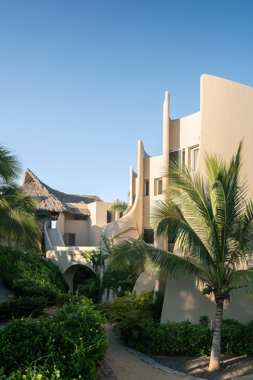 punta majahua by zozaya arquitectos