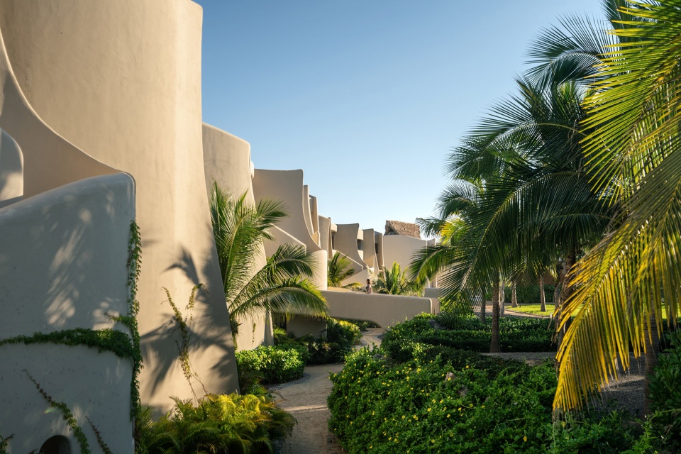 punta majahua by zozaya arquitectos