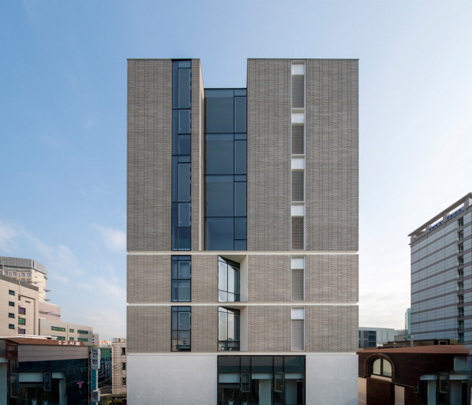 Patema Inverted Laboratory of Environment Architecture Urbanism