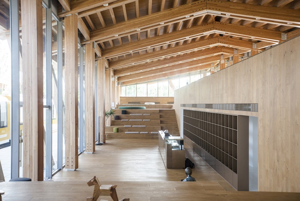 Second train station Hexia Architects