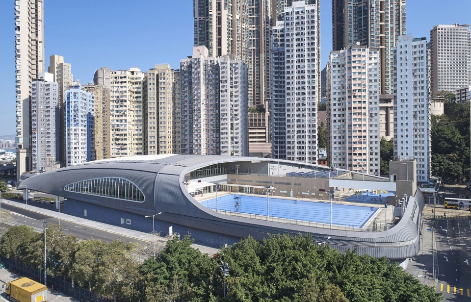 坚尼地城游泳池，香港 / Farrells