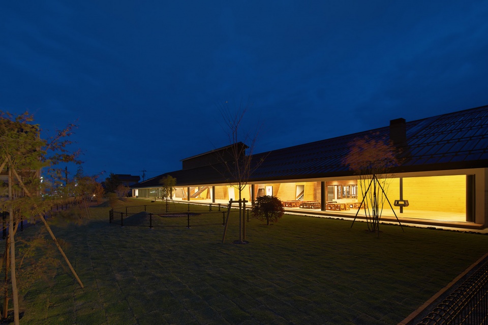 sh kindergarten and nursery by hibinosekkei youji no shiro kids design labo