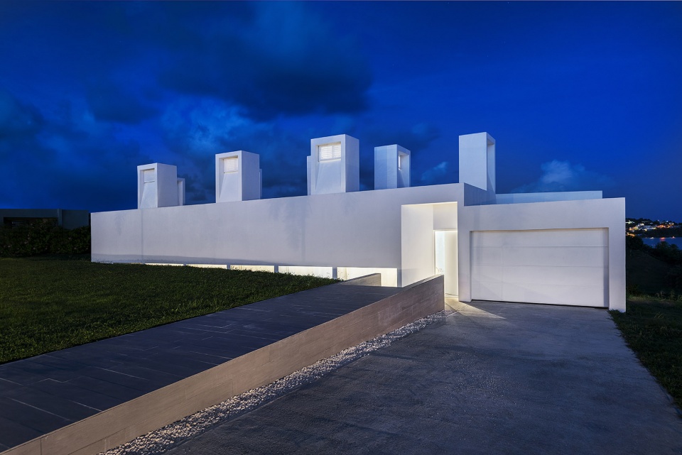 casa flores puerto rico by fuster architects