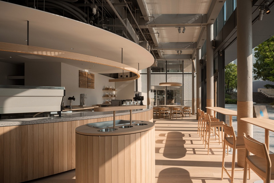 Blue Bottle Coffee MinatoMirai Cafe Keiji Ashizawa Design