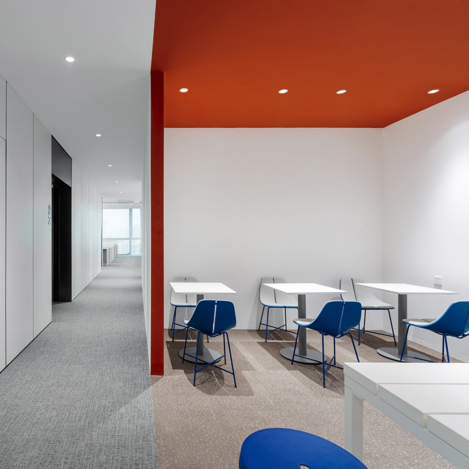 Logistics Company Office XX Architecture