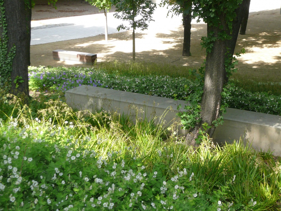 ulap square berlin mitte by rehwaldt landscape architects
