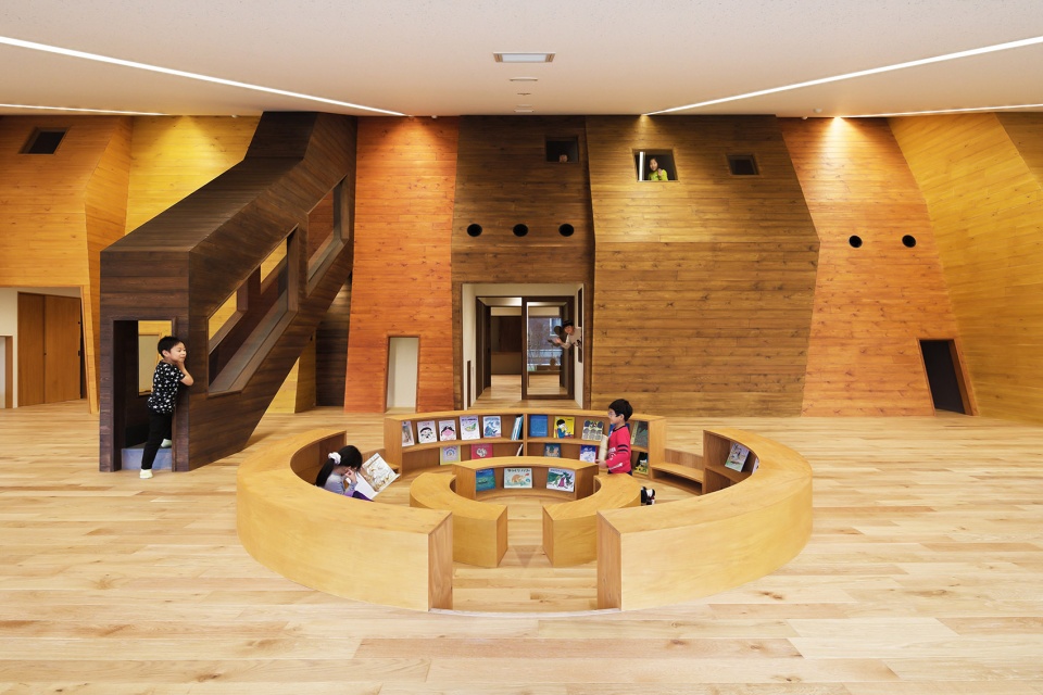 sh kindergarten and nursery by hibinosekkei youji no shiro kids design labo
