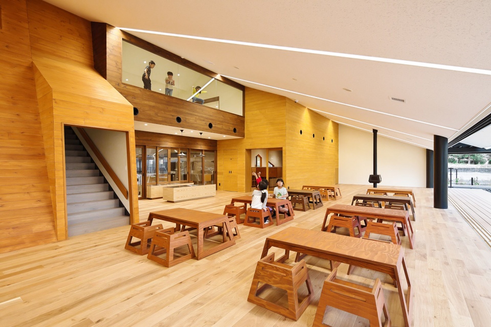 sh kindergarten and nursery by hibinosekkei youji no shiro kids design labo