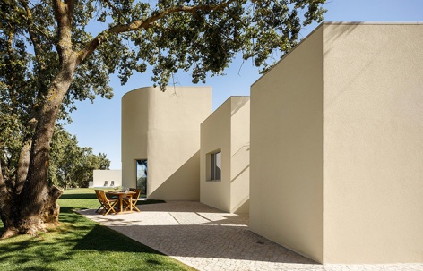 Santarém住宅，葡萄牙 / dp Arquitectos