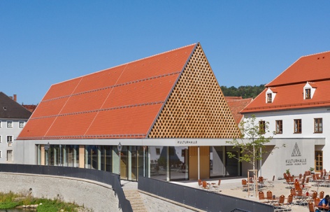 Christoph Willibald Gluck文化大厅，德国 / KÜHNLEIN Architektur