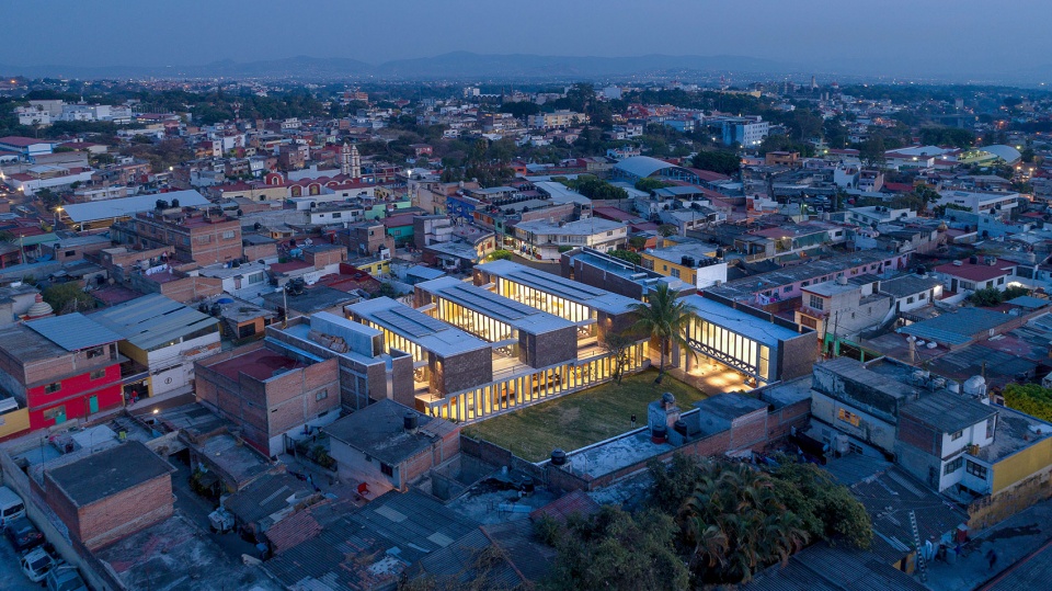 Los Chocolates Community Cultural Center by Taller Mauricio Rocha Gabriela Carrillo