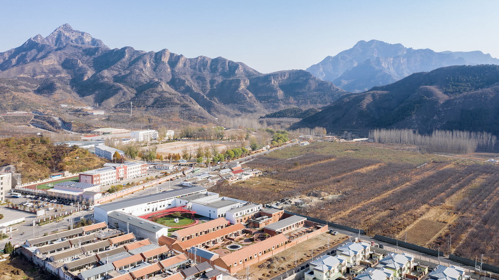 Youth Activity Center Renovated from Old Garment Plant, China by REDe