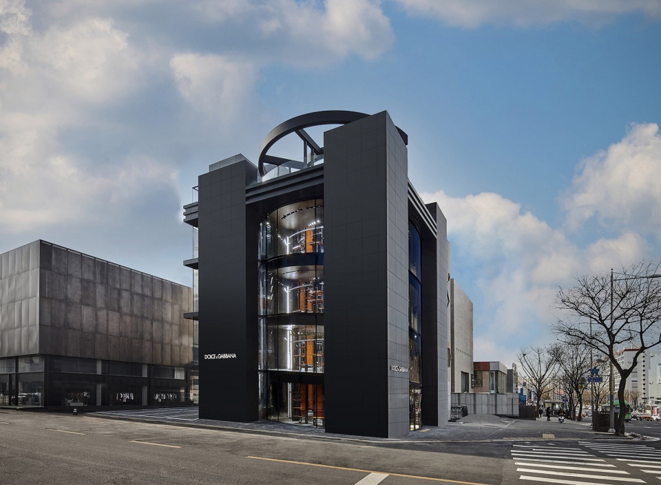DolceGabbana Seoul Cheongdam dong boutique by Ateliers Jean Nouvel