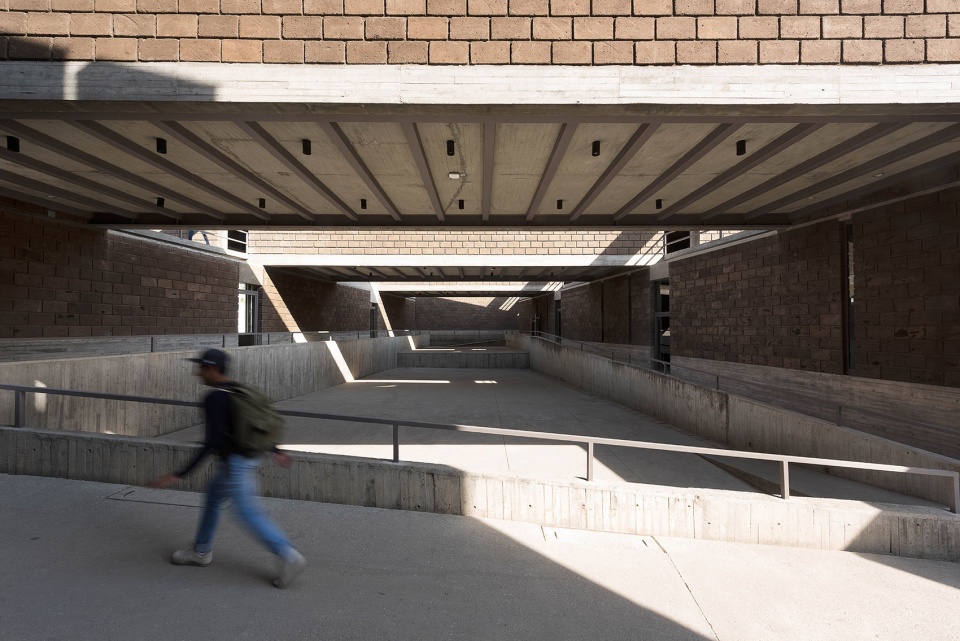 Los Chocolates Community Cultural Center by Taller Mauricio Rocha Gabriela Carrillo