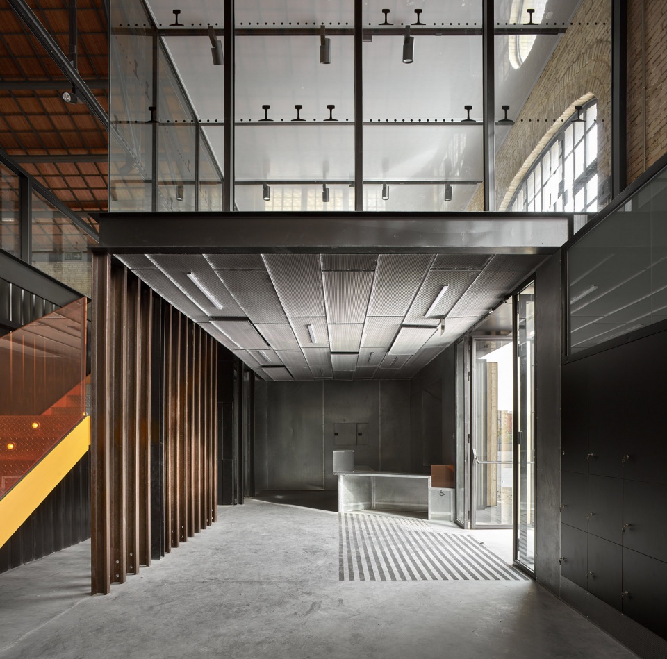 NEW CULTURAL HALL IN VALENCIA S CENTRAL PARK by CONTELL MARTINEZ ARQUITECTOS