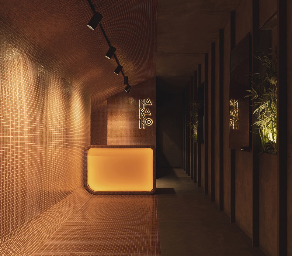 takeaway restaurant nakano by pablo munoz paya arquitectos