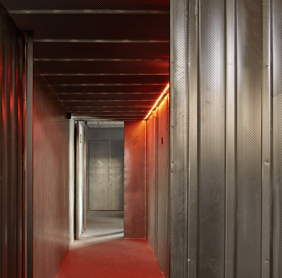 NEW CULTURAL HALL IN VALENCIA S CENTRAL PARK by CONTELL MARTINEZ ARQUITECTOS