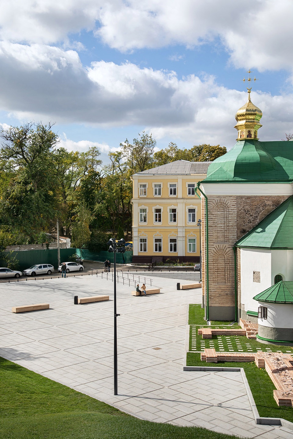 Renovation of the Spassky Bastion and Church Public Square by AER
