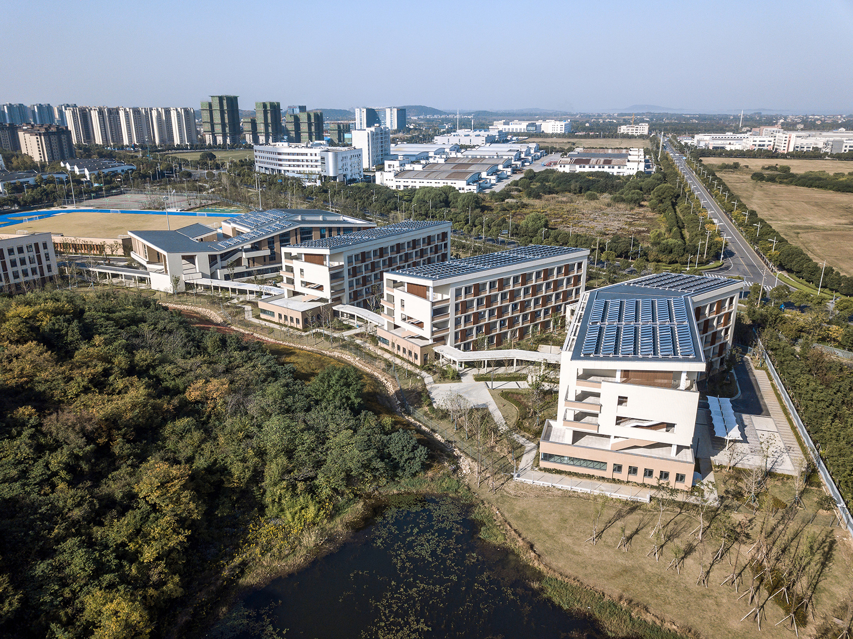 science and technology city school of suzhou experimental middle school jiangsu province by tus design group
