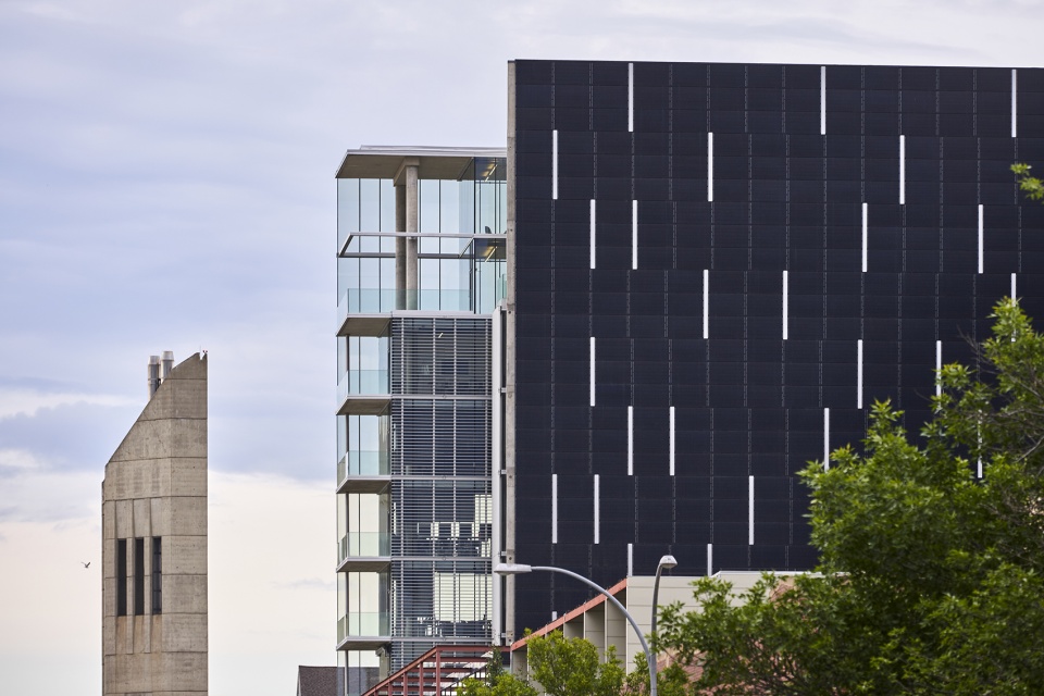 the edge by dub architects