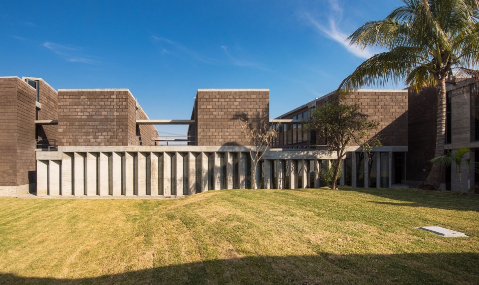 Los Chocolates Community Cultural Center by Taller Mauricio Rocha Gabriela Carrillo