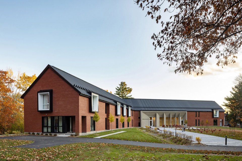 mitchell family house by architem wolff shapiro kuskowski architects